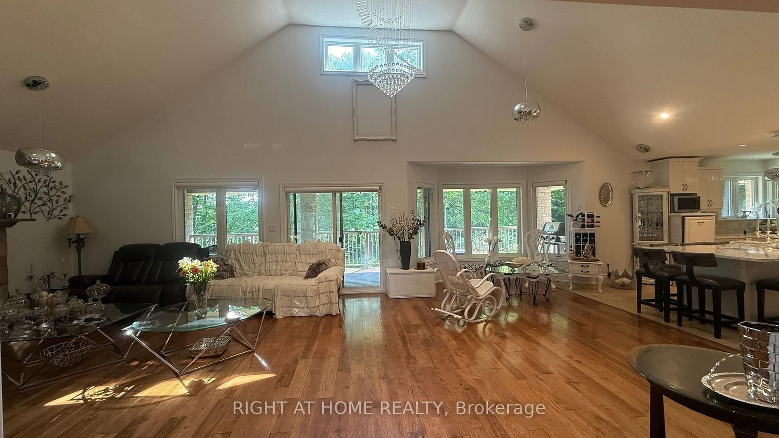 1453 MILLENIUM Court • Kingston, ON photo 18