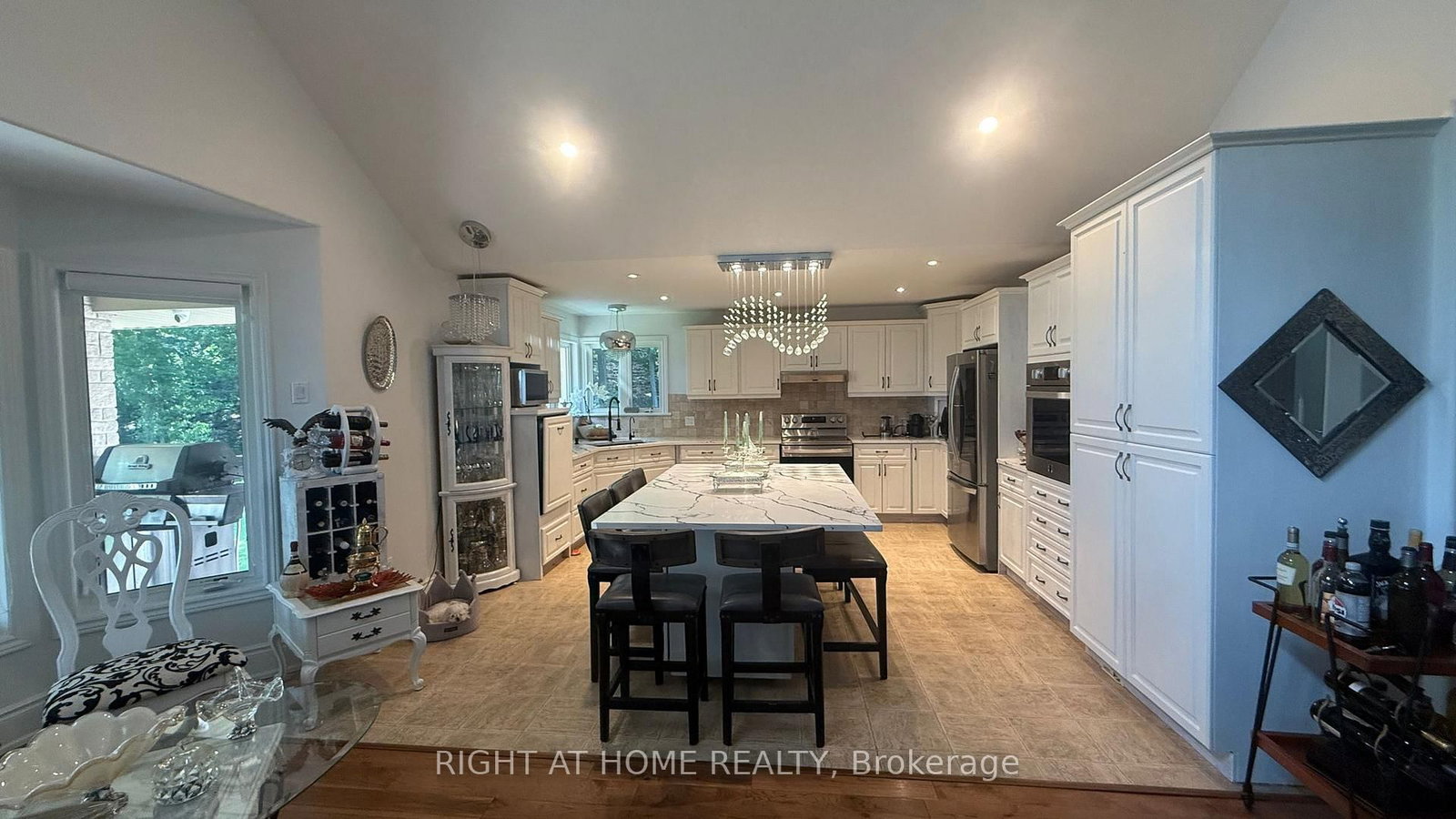 1453 MILLENIUM Court • Kingston, ON photo 19