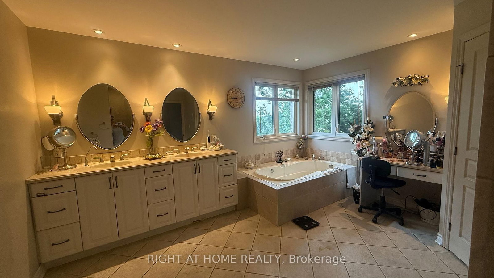 1453 MILLENIUM Court • Kingston, ON photo 25