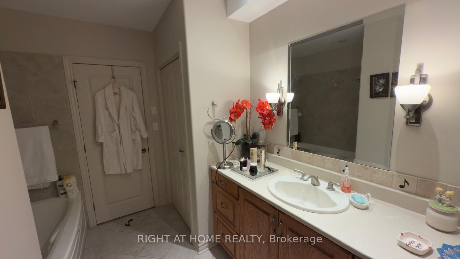 1453 MILLENIUM Court • Kingston, ON photo 42