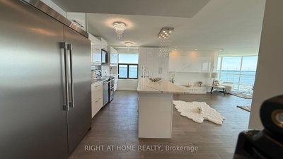 185 ONTARIO Street • #1301 • Kingston, ON photo 2