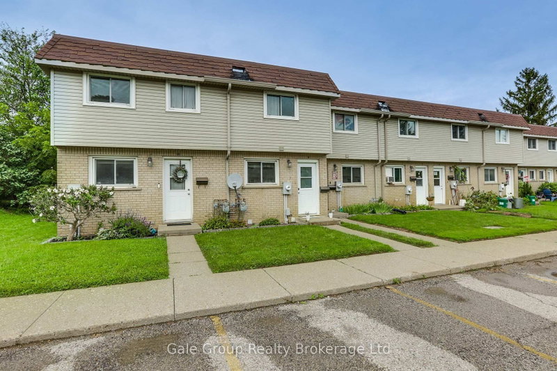 9 - 105 Springbank Avenue E