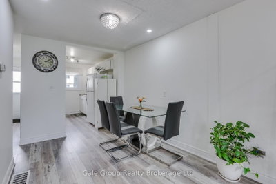 105 Springbank Avenue E • #9 • Woodstock, ON photo 8