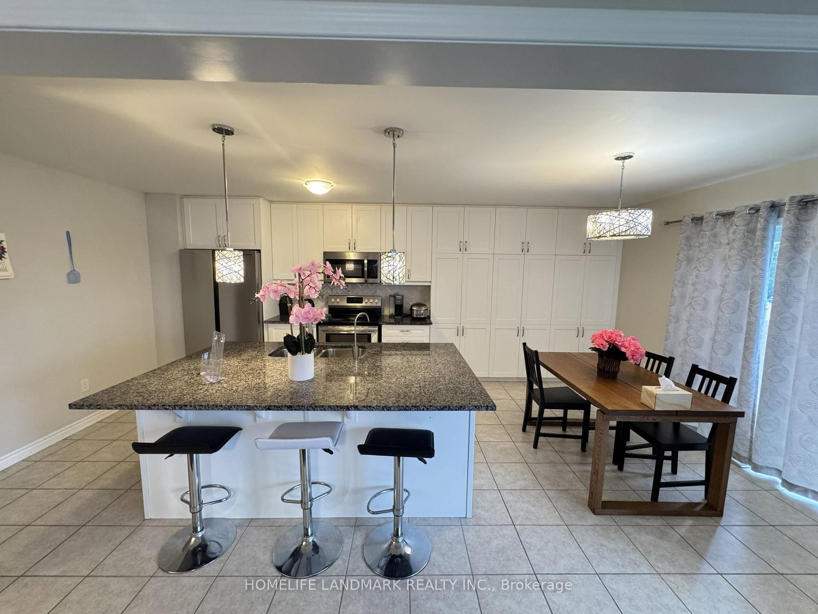 67 Pointer Street • Cambridge, ON photo 18