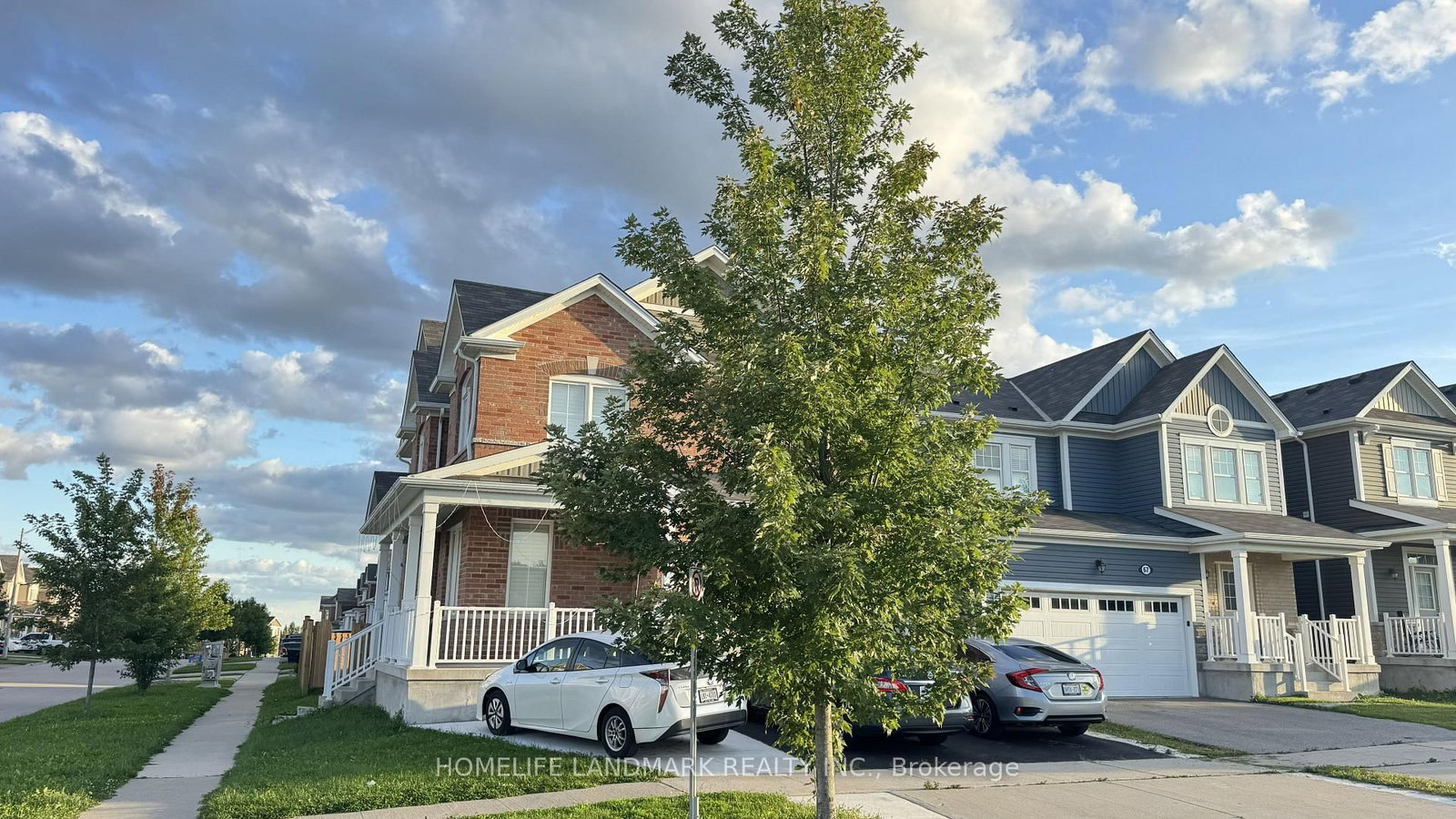 67 Pointer Street • Cambridge, ON photo 2