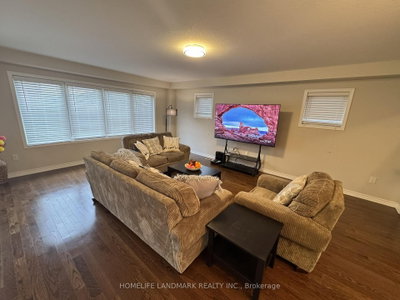 67 Pointer Street • Cambridge, ON photo 9
