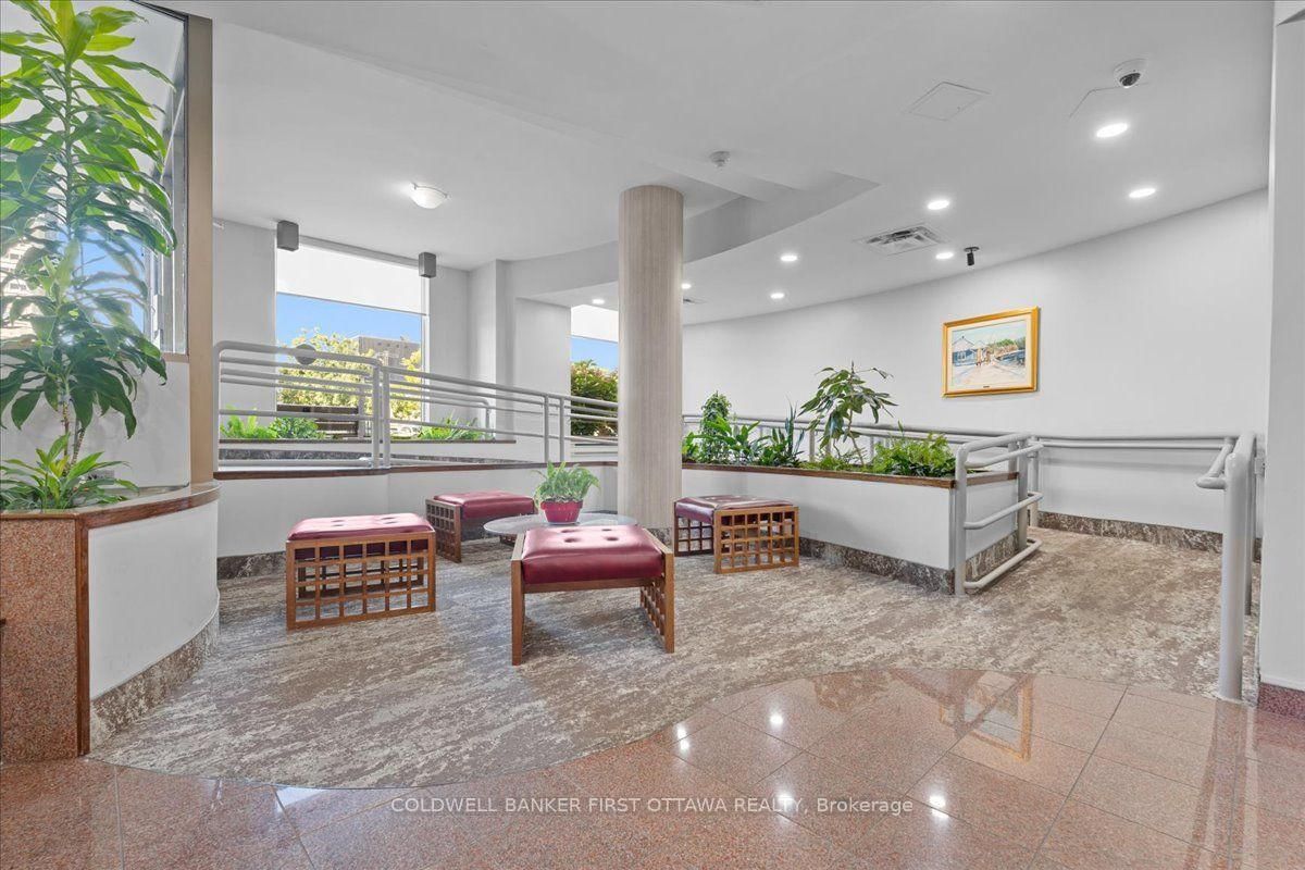 215 Parkdale Avenue • #1202 • Ottawa, ON photo 5