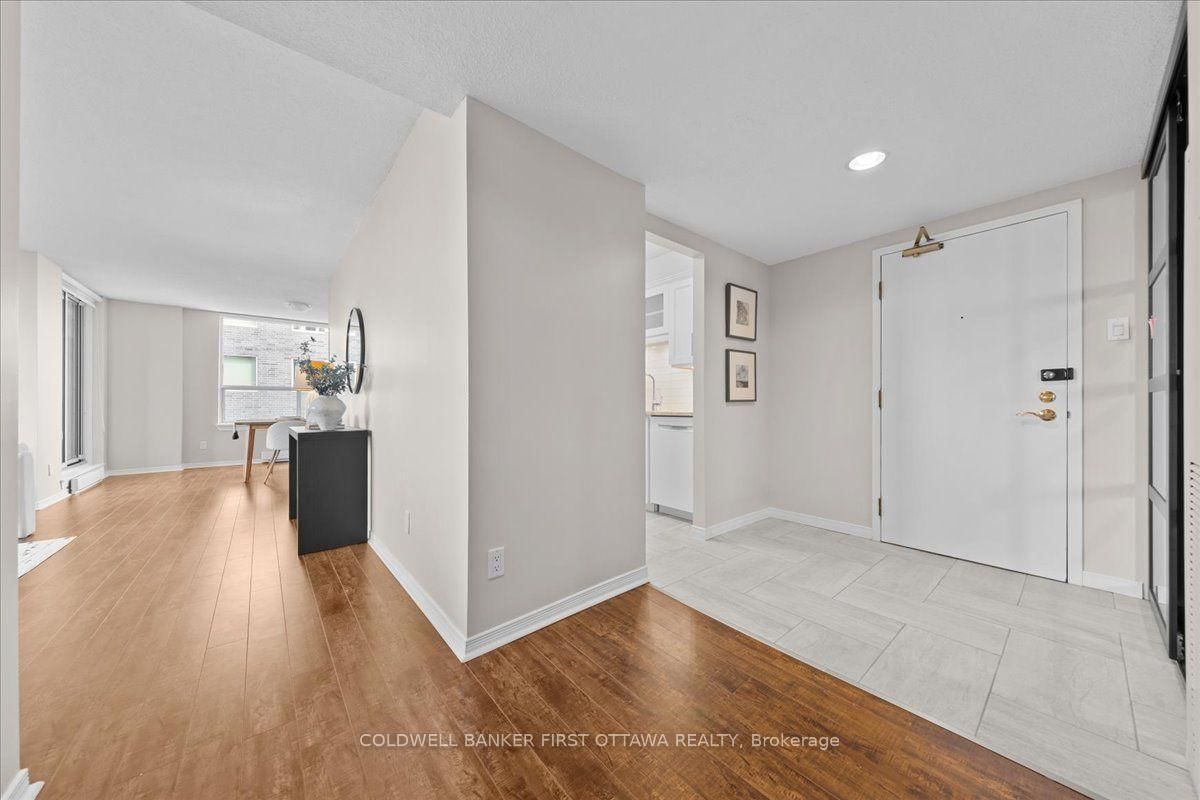 215 Parkdale Avenue • #1202 • Ottawa, ON photo 7