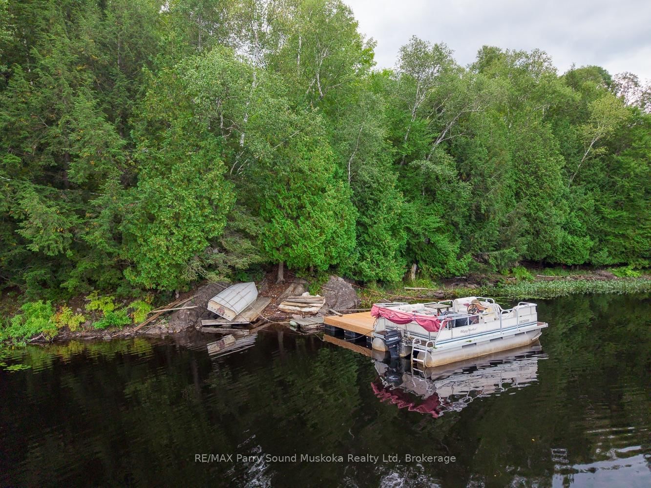 31 Ladds Road • Whitestone, ON photo 9
