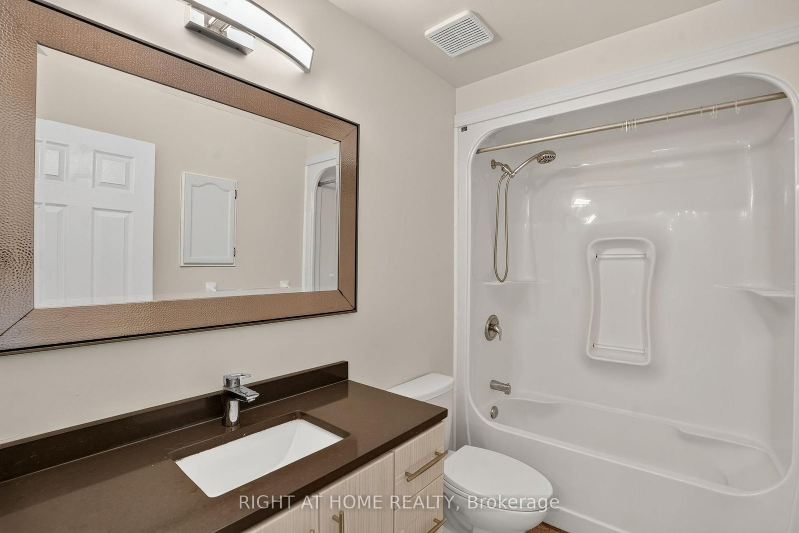32 Saffron Court • Ottawa, ON photo 31