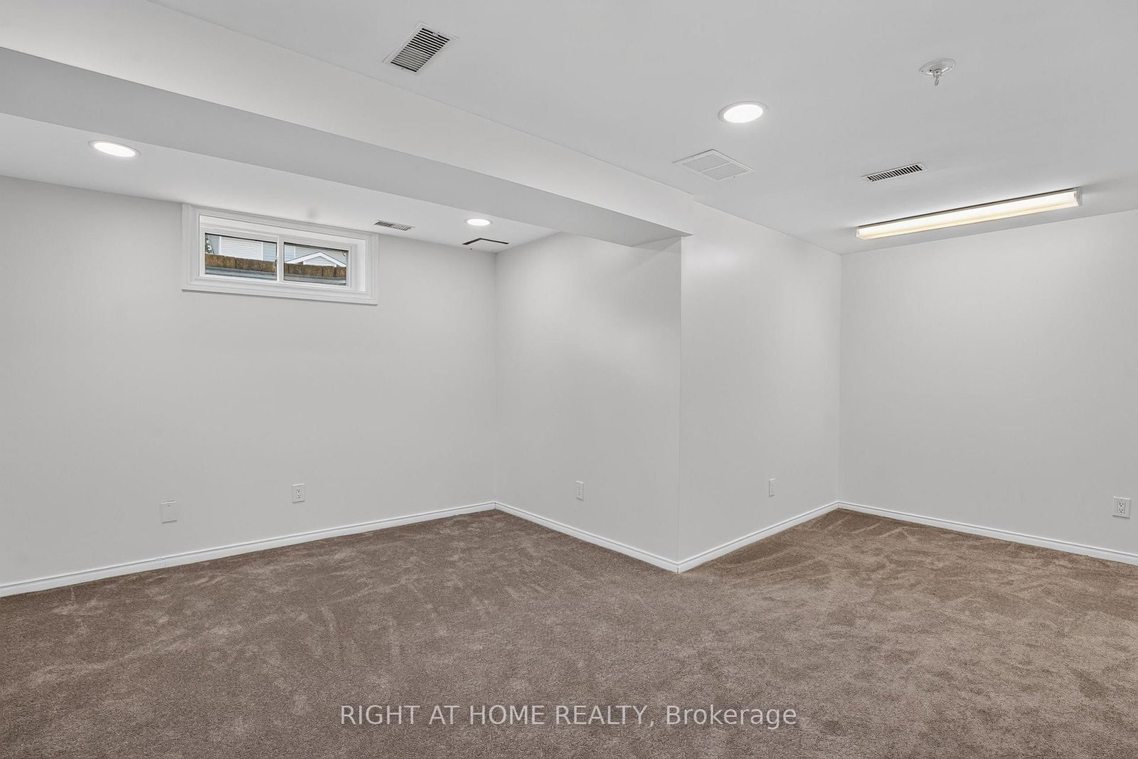 32 Saffron Court • Ottawa, ON photo 32