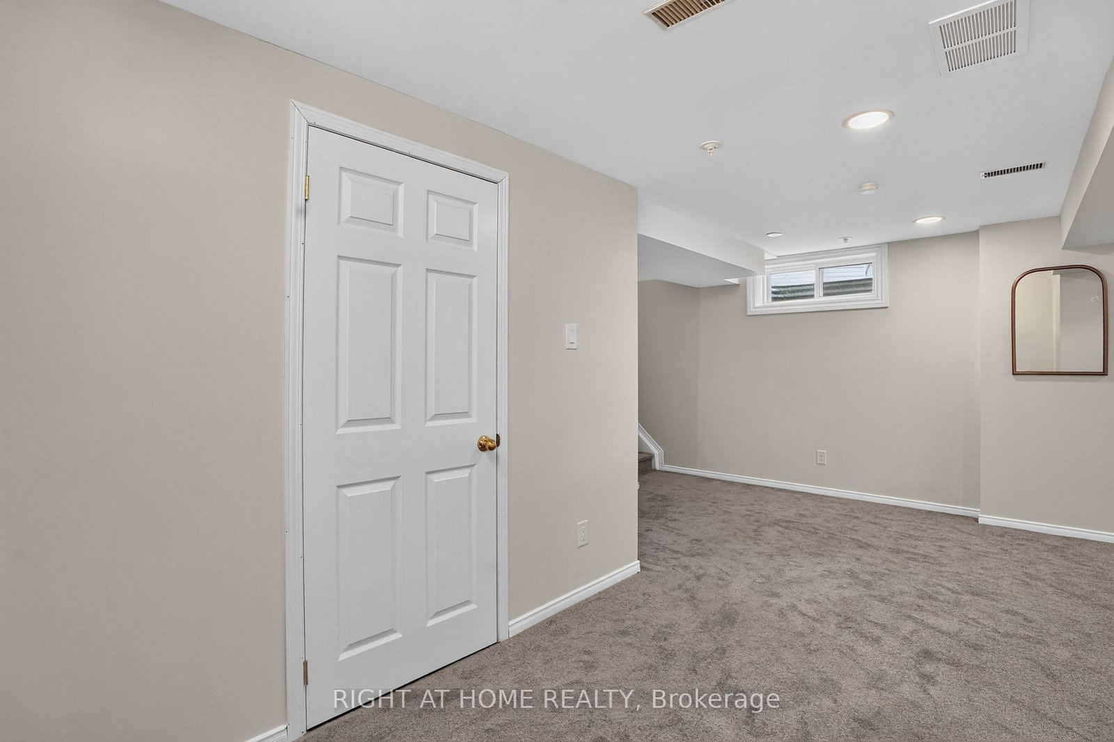 32 Saffron Court • Ottawa, ON photo 38