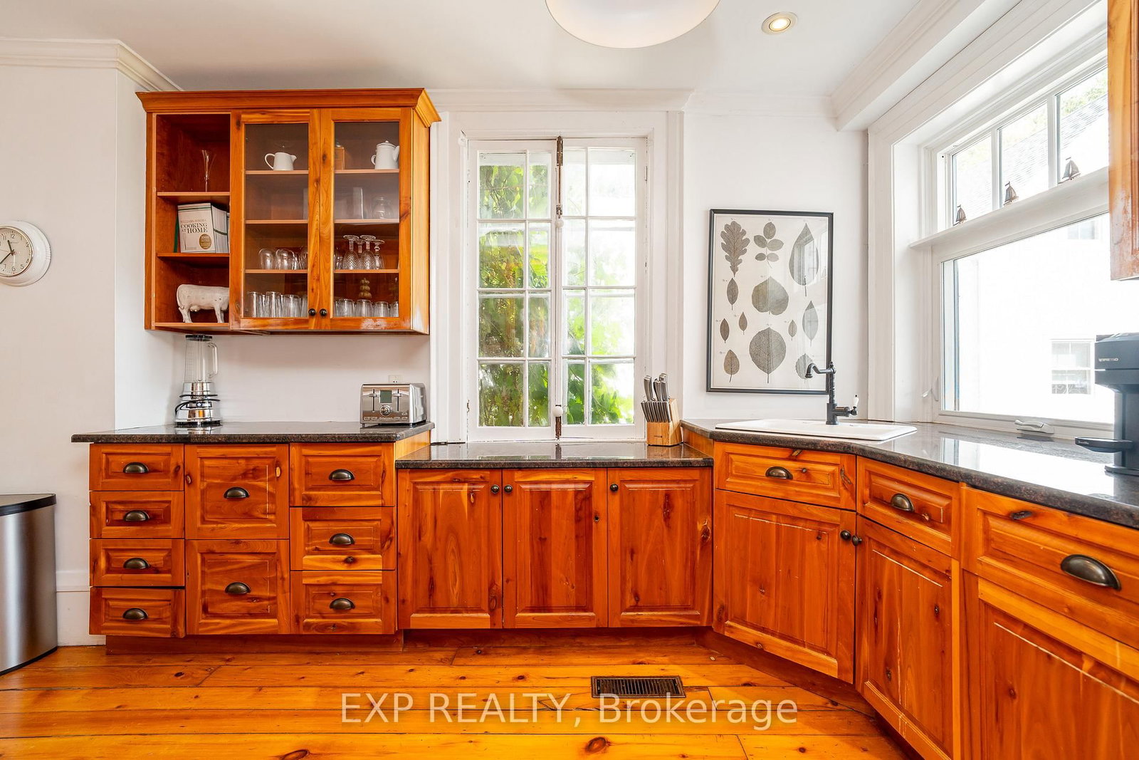 45 King Street • Rideau Lakes, ON photo 14
