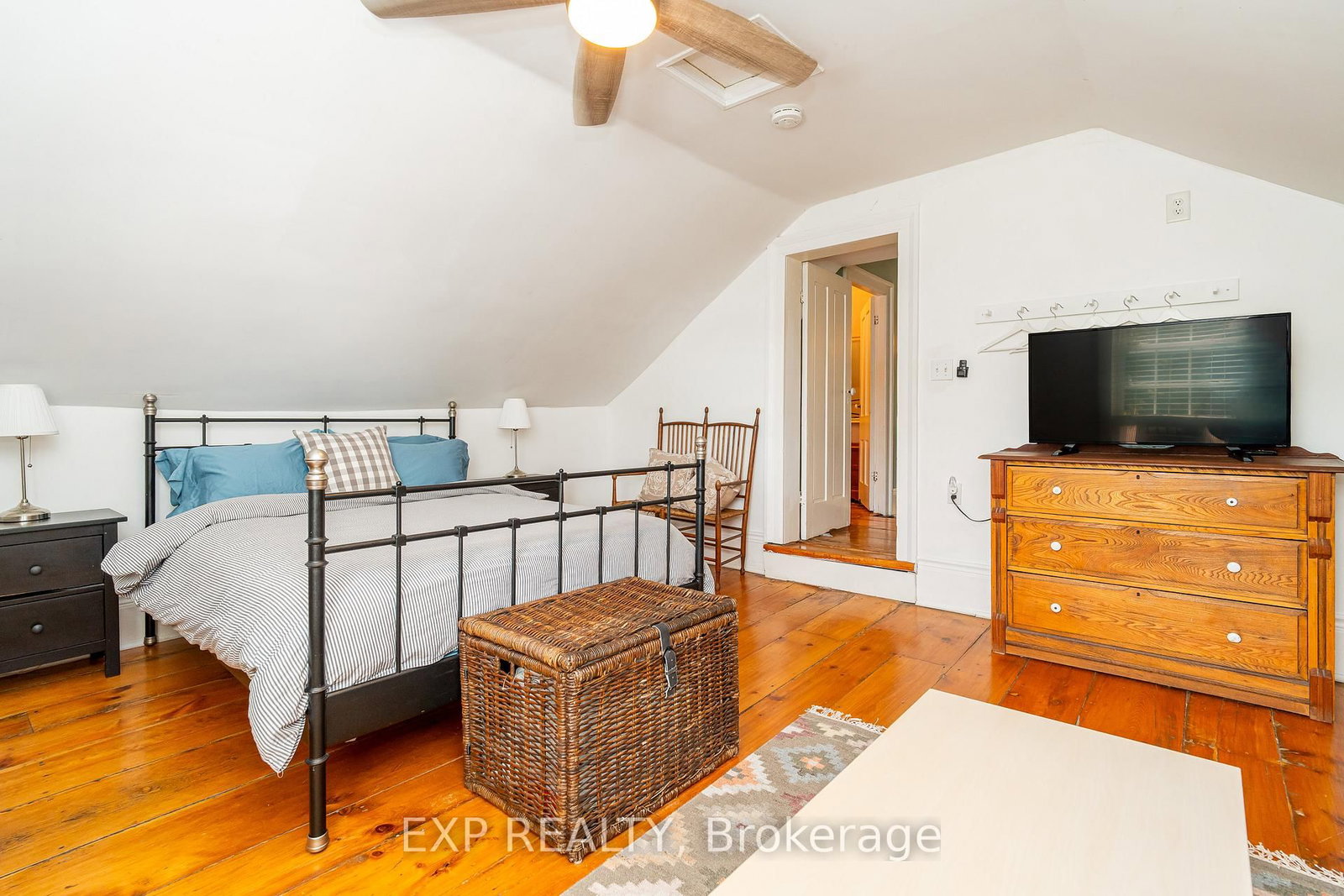 45 King Street • Rideau Lakes, ON photo 15