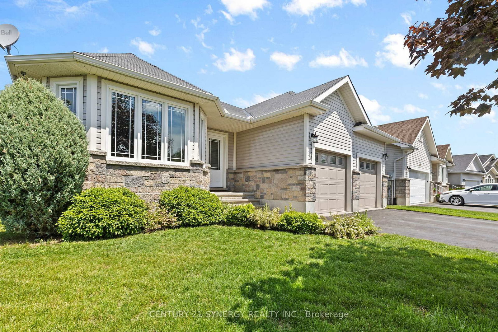 7 Westerra Way • North Grenville, ON photo 2