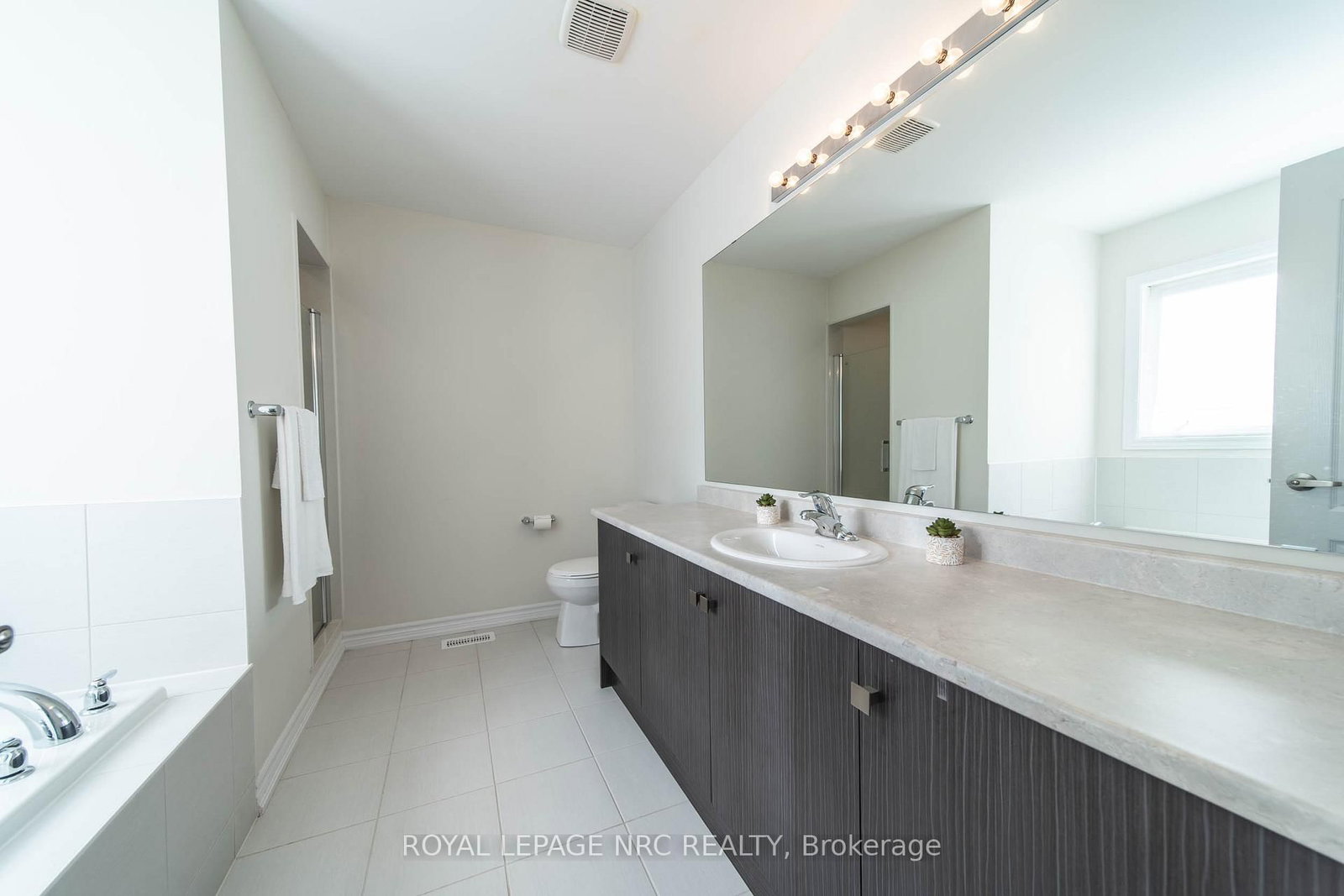 97 Tumblewood Place • Welland, ON photo 18