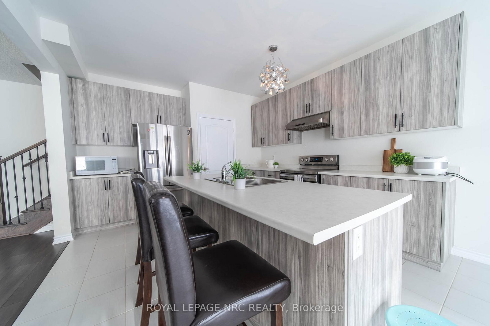 97 Tumblewood Place • Welland, ON photo 6