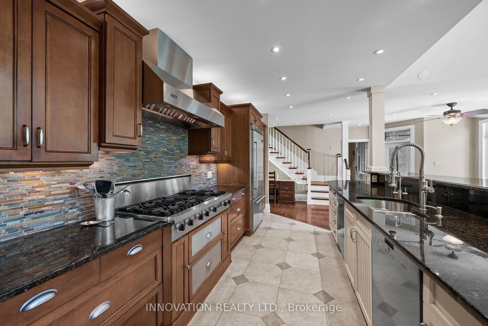 439 John Aselford Drive • Ottawa, ON photo 14