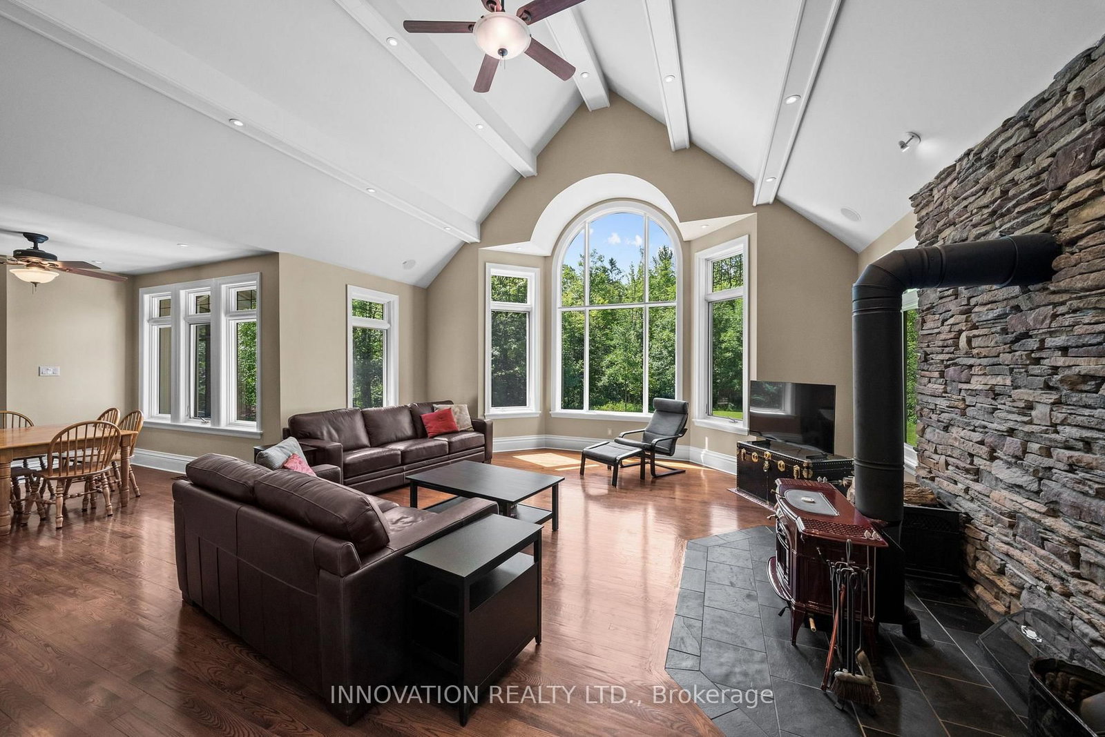 439 John Aselford Drive • Ottawa, ON photo 9