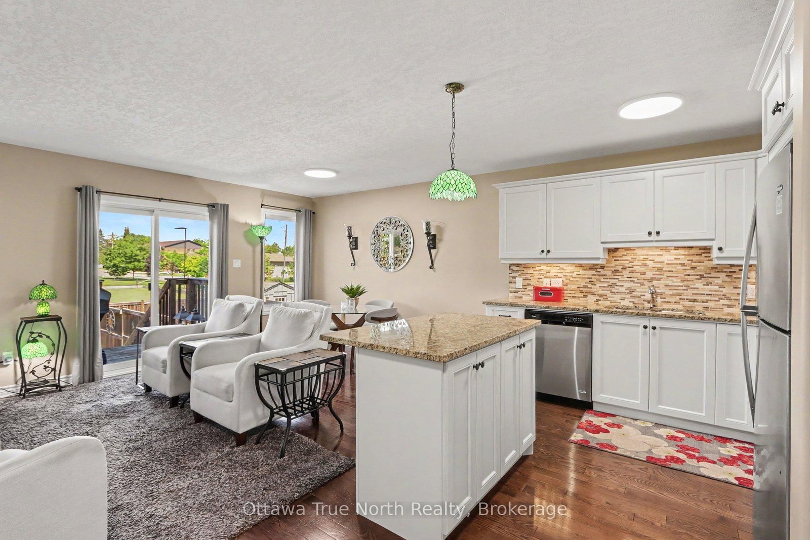 514 Stanley Brothers Street • Almonte, ON photo 10