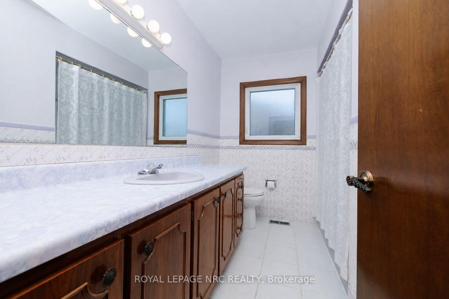 38 Rivercrest Road • Hamilton, ON photo 12