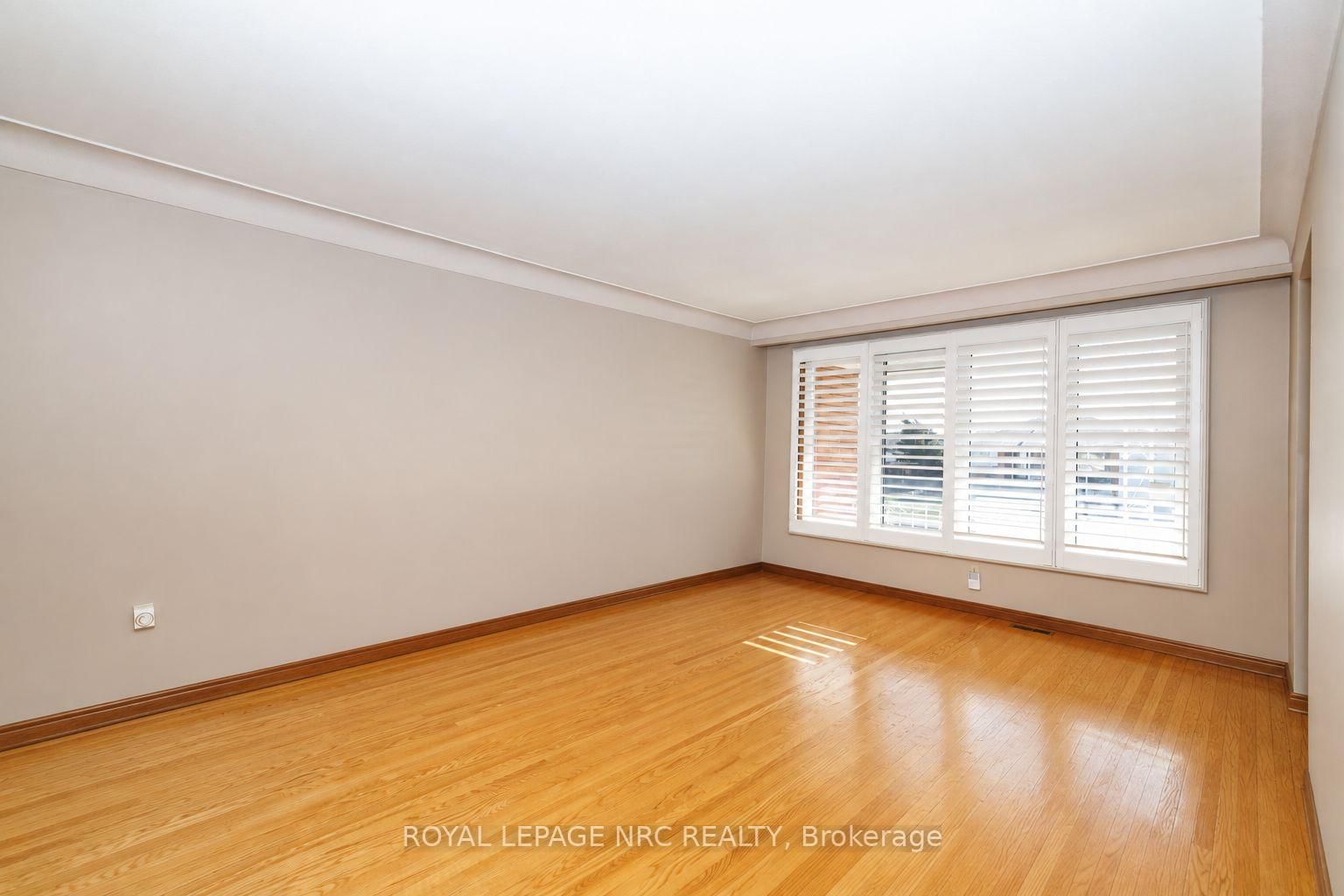 38 Rivercrest Road • Hamilton, ON photo 9