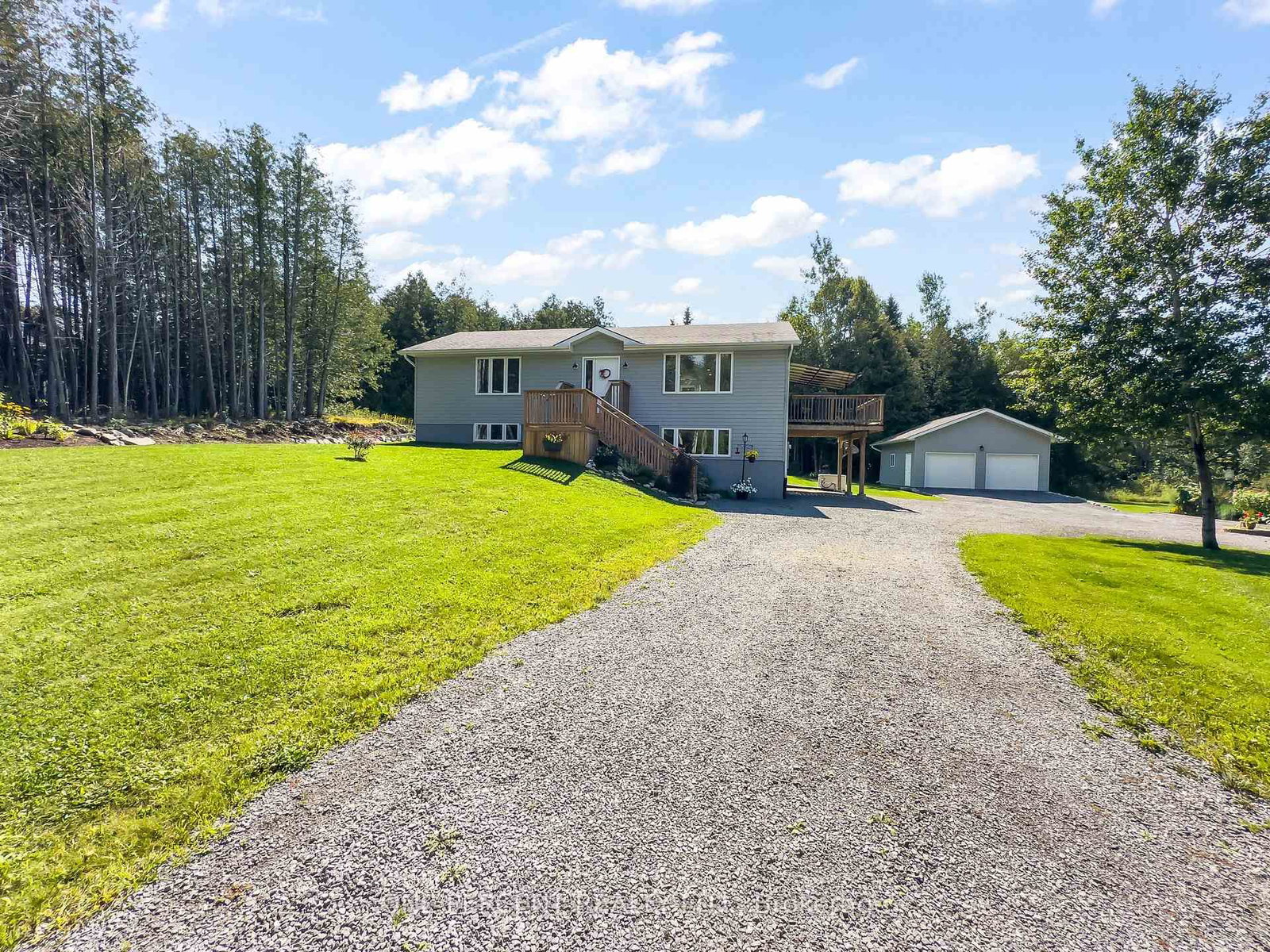 1013 Harold Road • Stirling, ON photo 2
