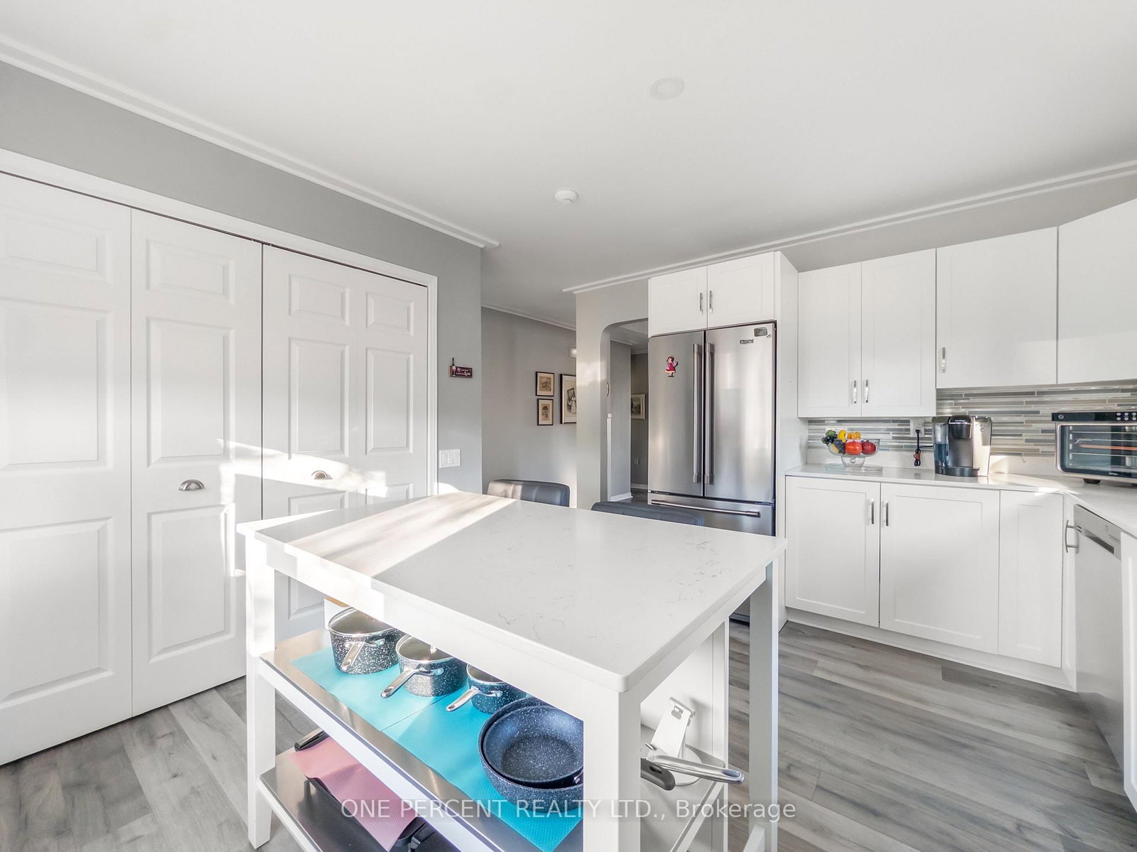22 HERITAGE Drive • Prince Edward County, ON photo 10