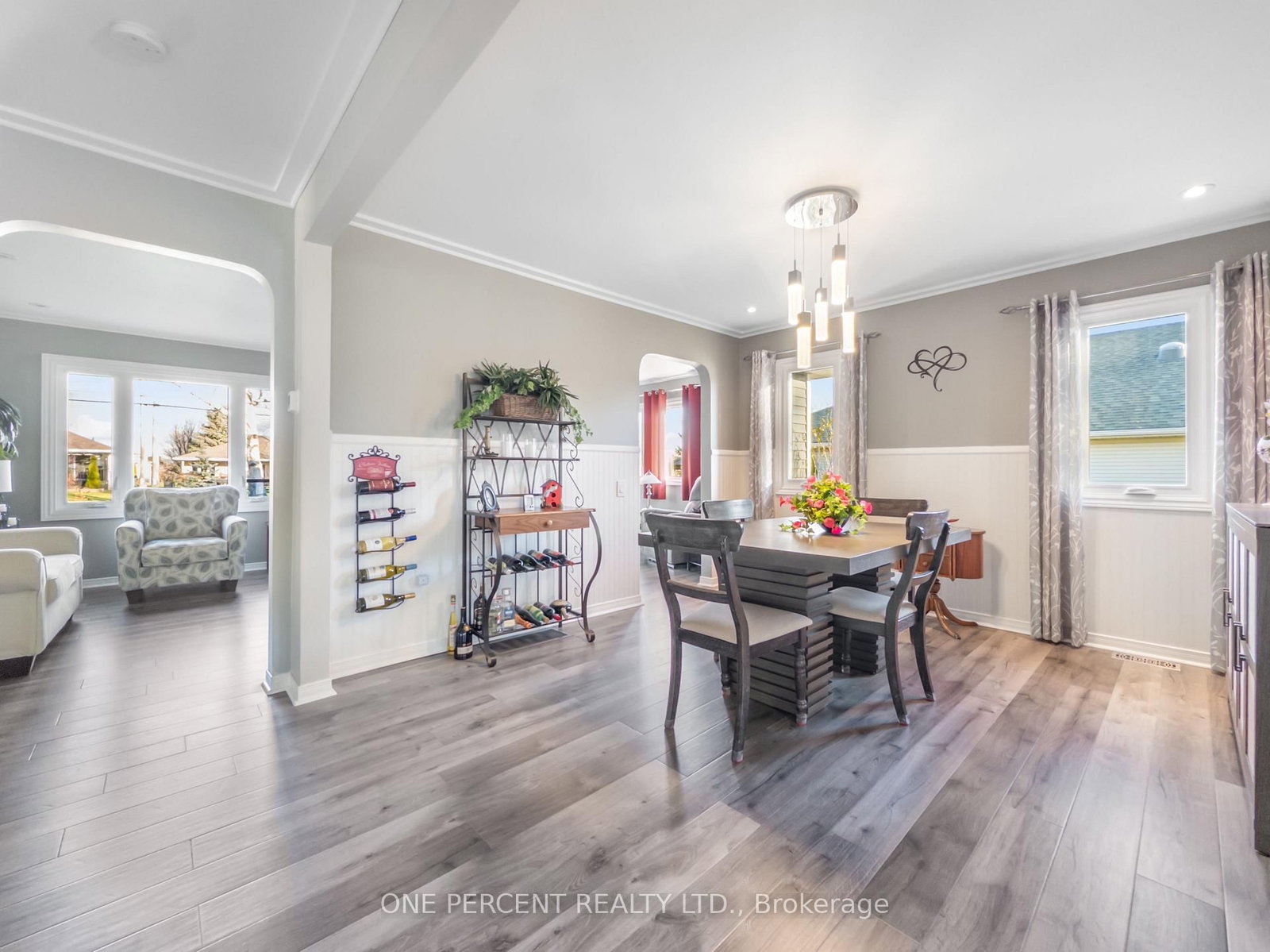 22 HERITAGE Drive • Prince Edward County, ON photo 12
