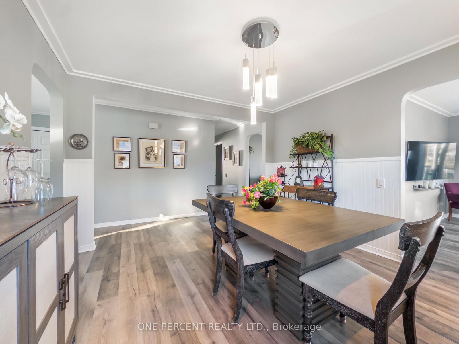 22 HERITAGE Drive • Prince Edward County, ON photo 14
