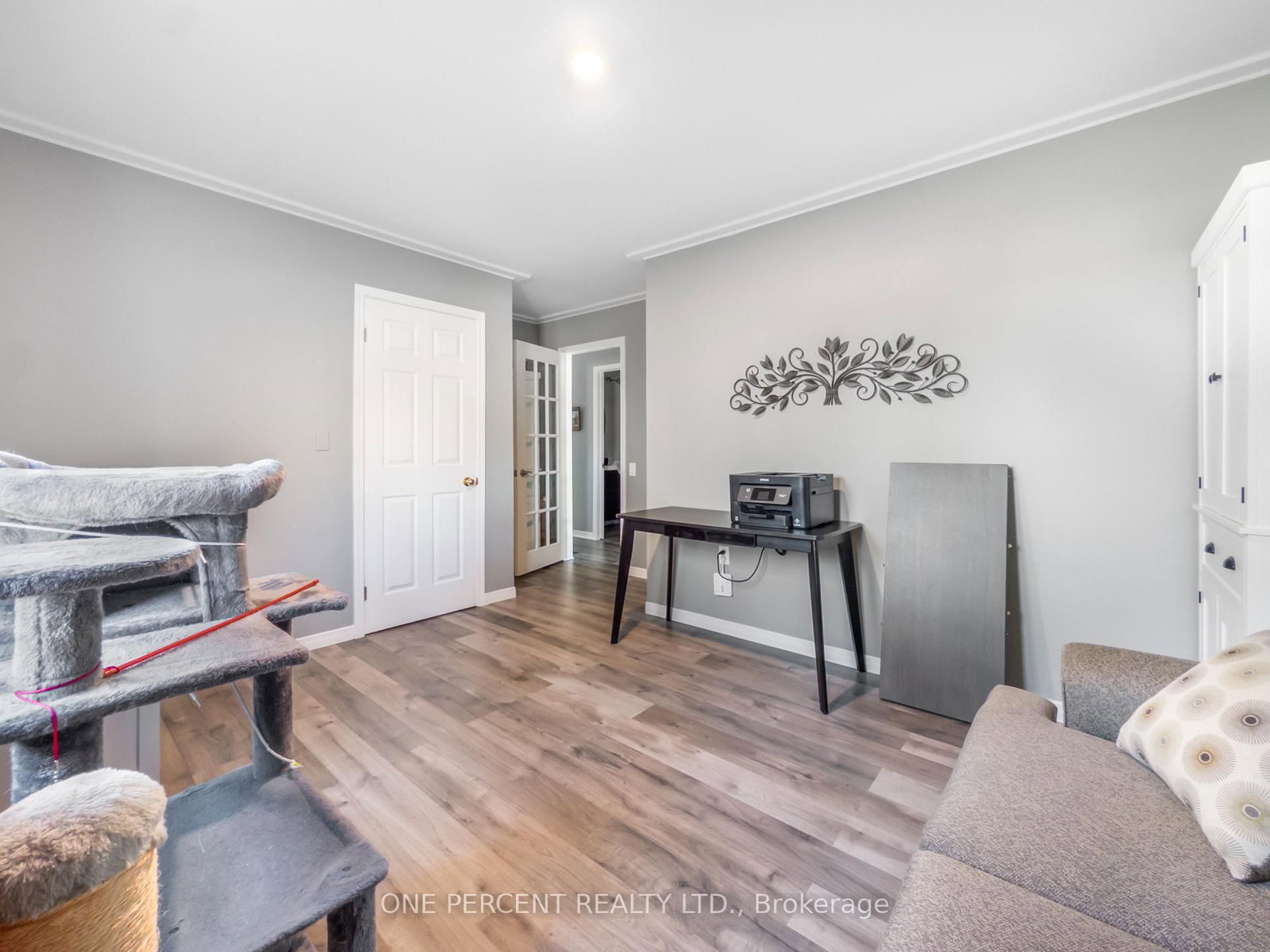 22 HERITAGE Drive • Prince Edward County, ON photo 25