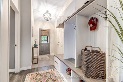 535 Nova Scotia Court • Woodstock, ON photo 8