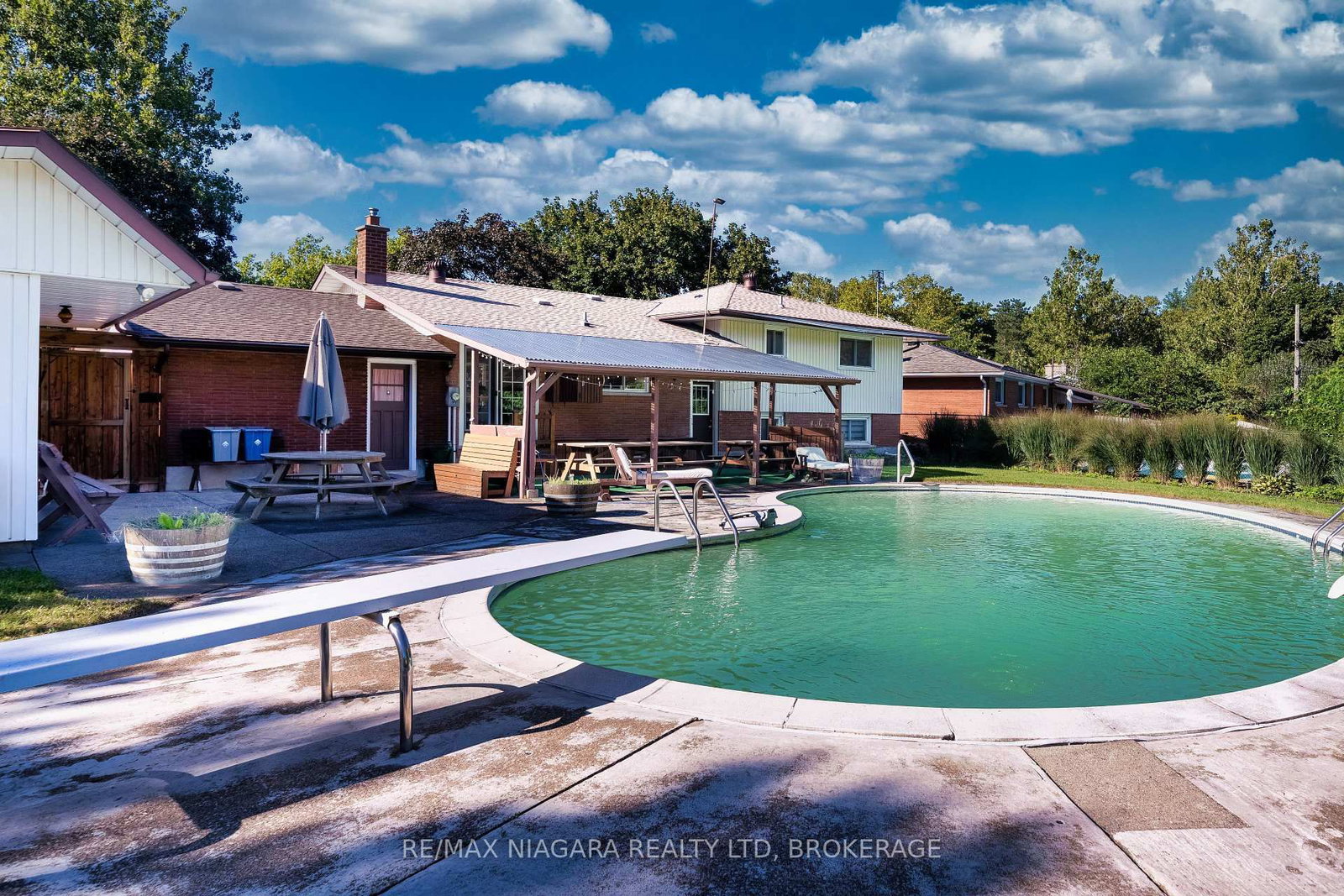 8 Fernwood Terrace • St. Catharines, ON photo 38