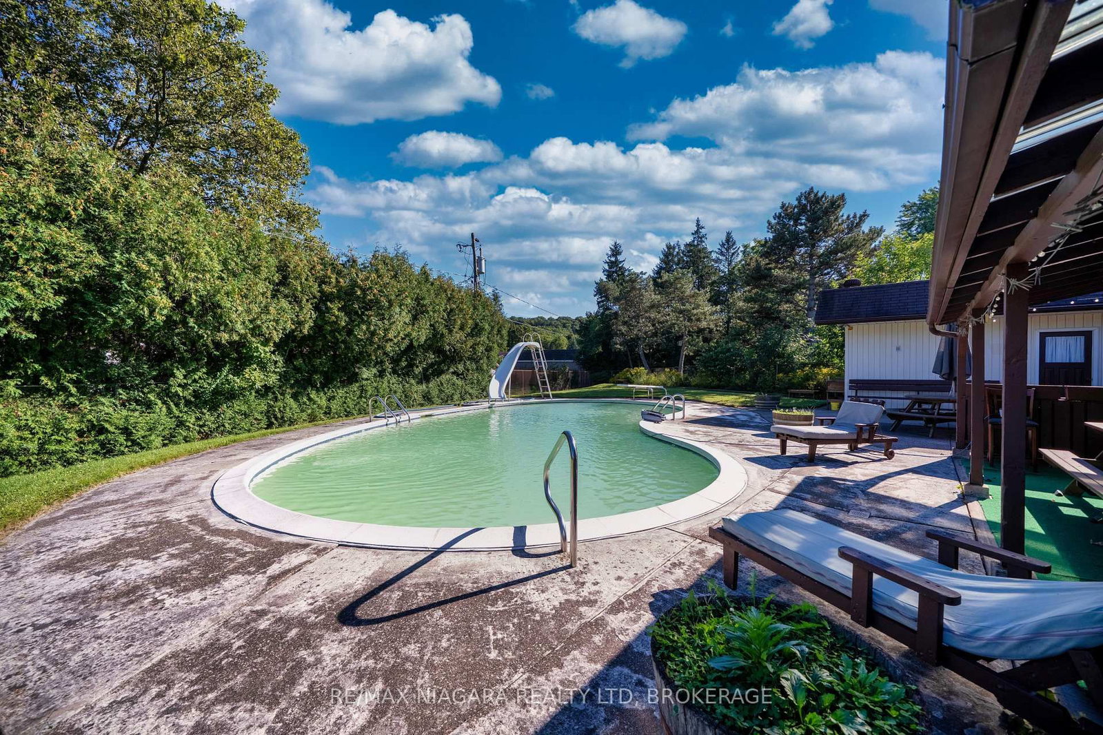 8 Fernwood Terrace • St. Catharines, ON photo 40