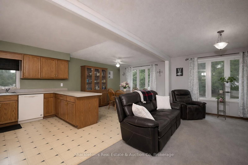 44 Blenheim St photo 5