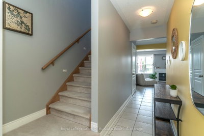 23 Little Ryans Way • Bracebridge, ON photo 5