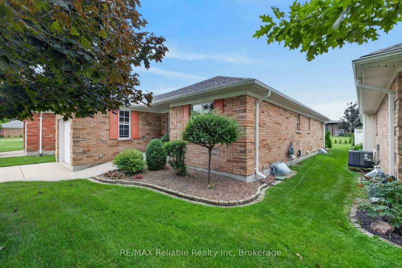217 Bethune Crescent