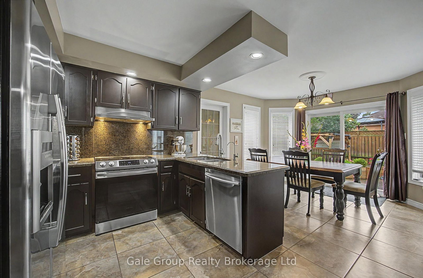 15 Ortona Street • Woodstock, ON photo 10