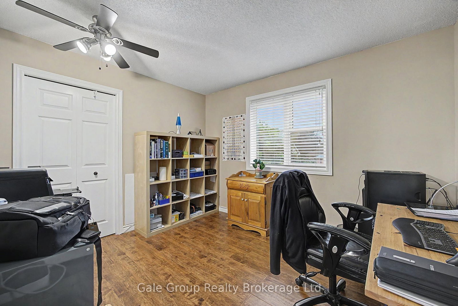 15 Ortona Street • Woodstock, ON photo 24