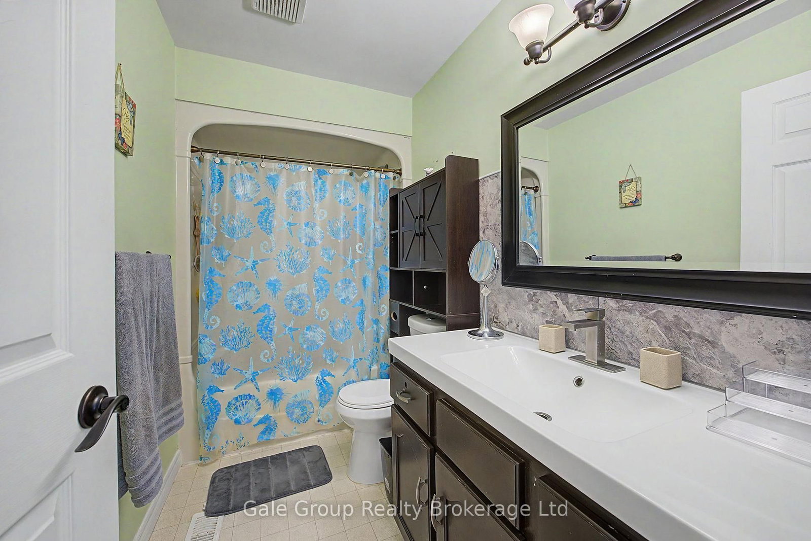 15 Ortona Street • Woodstock, ON photo 25