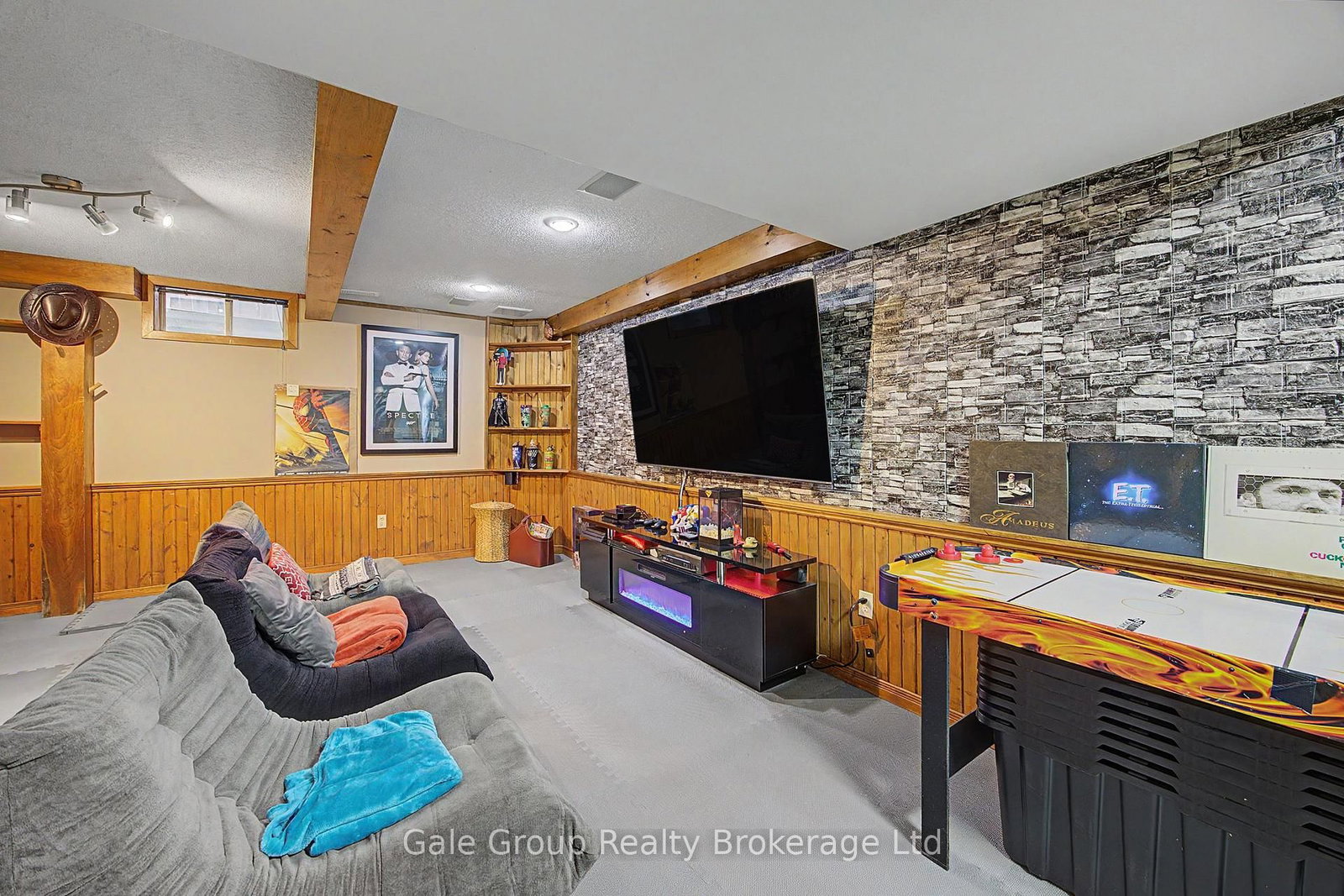 15 Ortona Street • Woodstock, ON photo 26