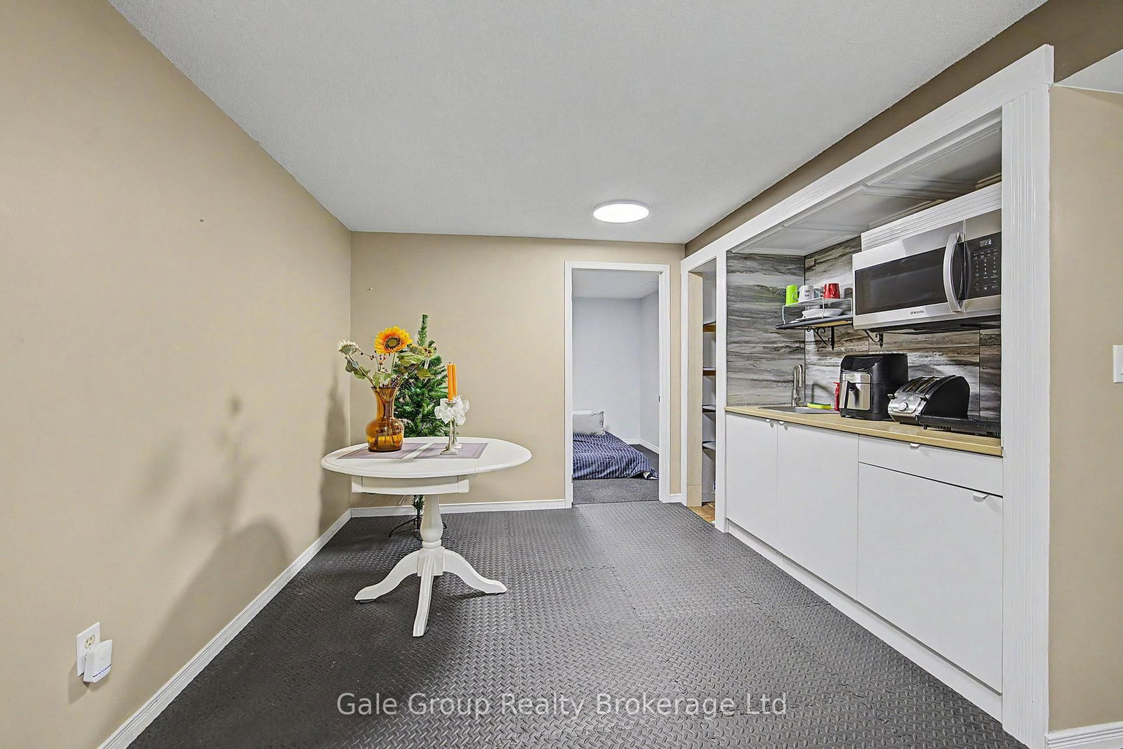 15 Ortona Street • Woodstock, ON photo 29