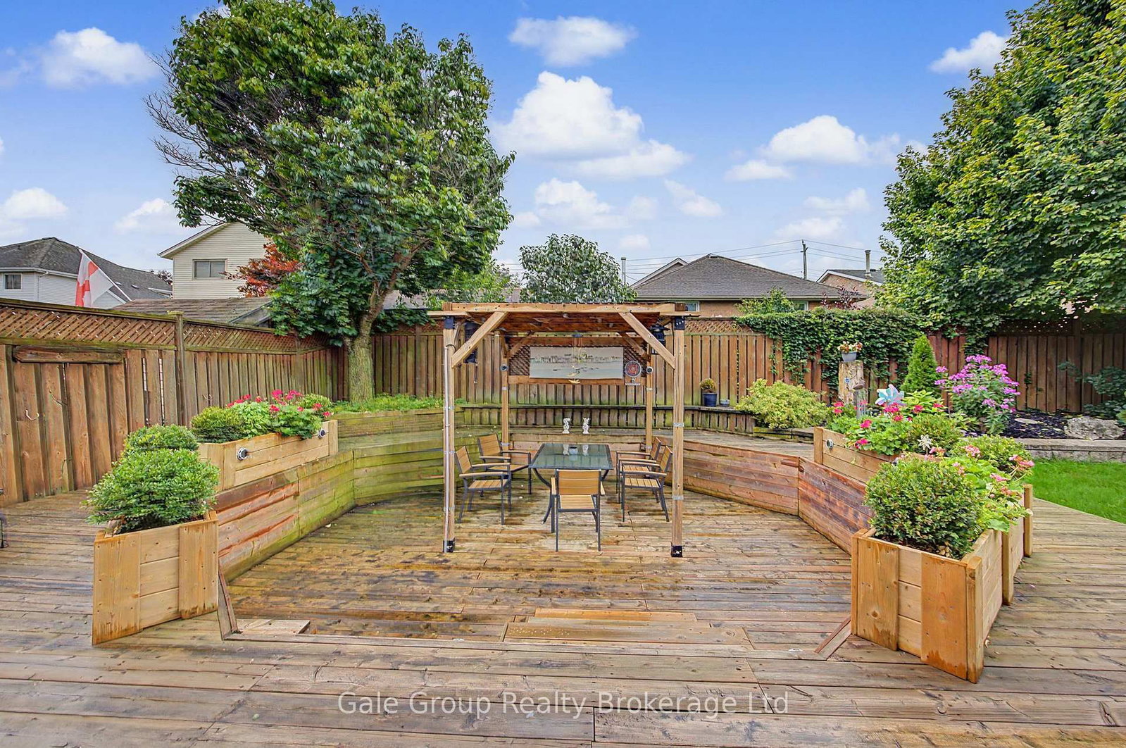 15 Ortona Street • Woodstock, ON photo 34