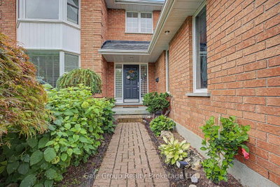 15 Ortona Street • Woodstock, ON photo 4