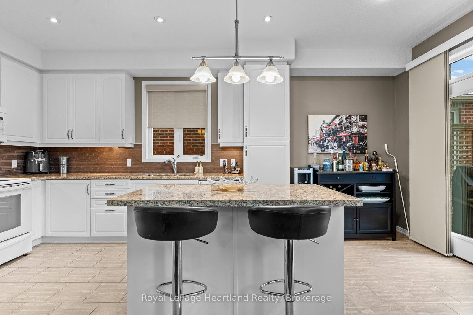 10 Macpherson Avenue • Huron East, ON photo 16