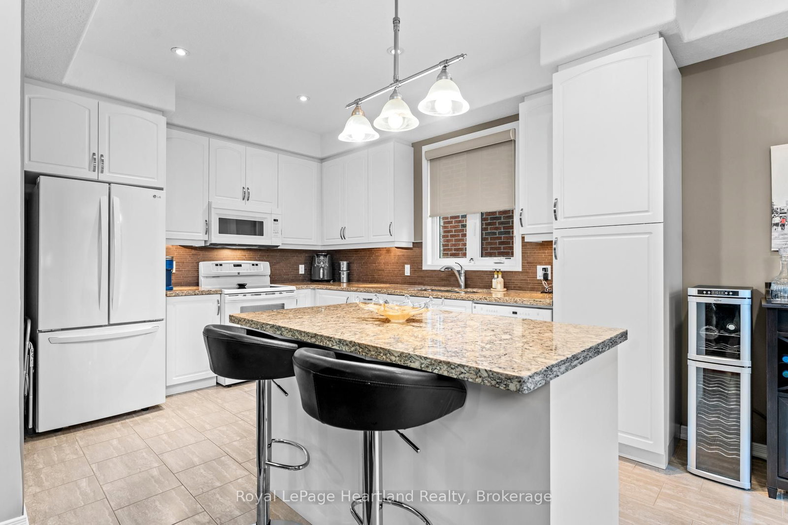 10 Macpherson Avenue • Huron East, ON photo 17