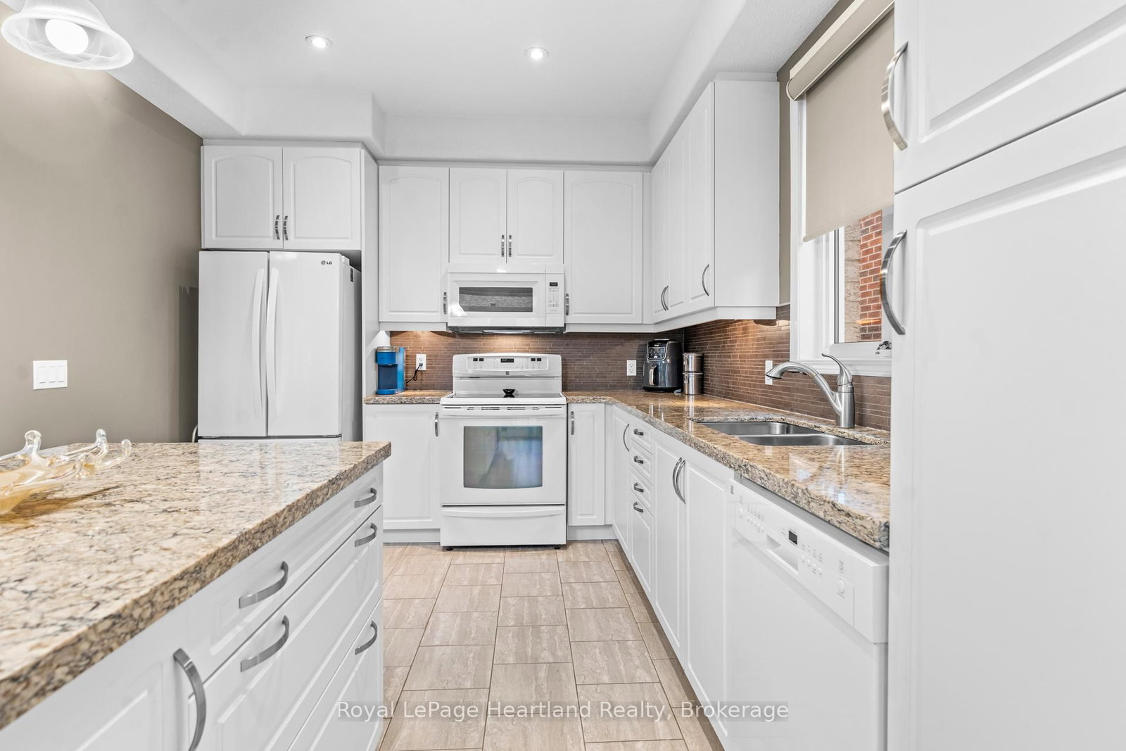 10 Macpherson Avenue • Huron East, ON photo 19