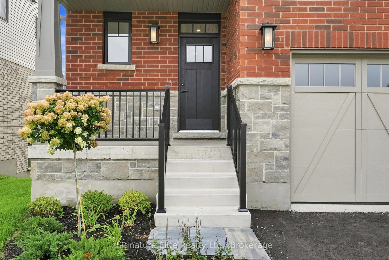 139 Devonleigh Gate • Grey Highlands, ON photo 3