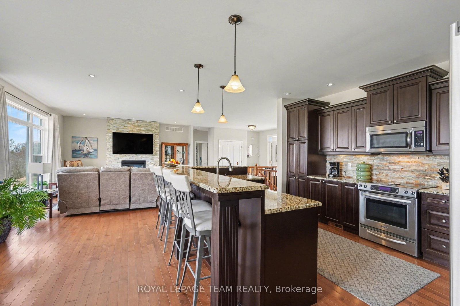 10 Old Kingston Road • Rideau Lakes, ON photo 18