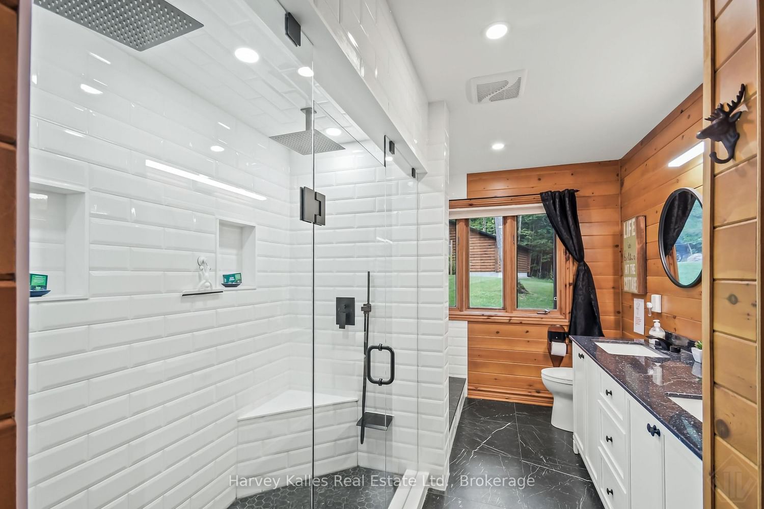 1113 Golf Avenue Road • #Unit #9 • Muskoka Lakes, ON photo 10